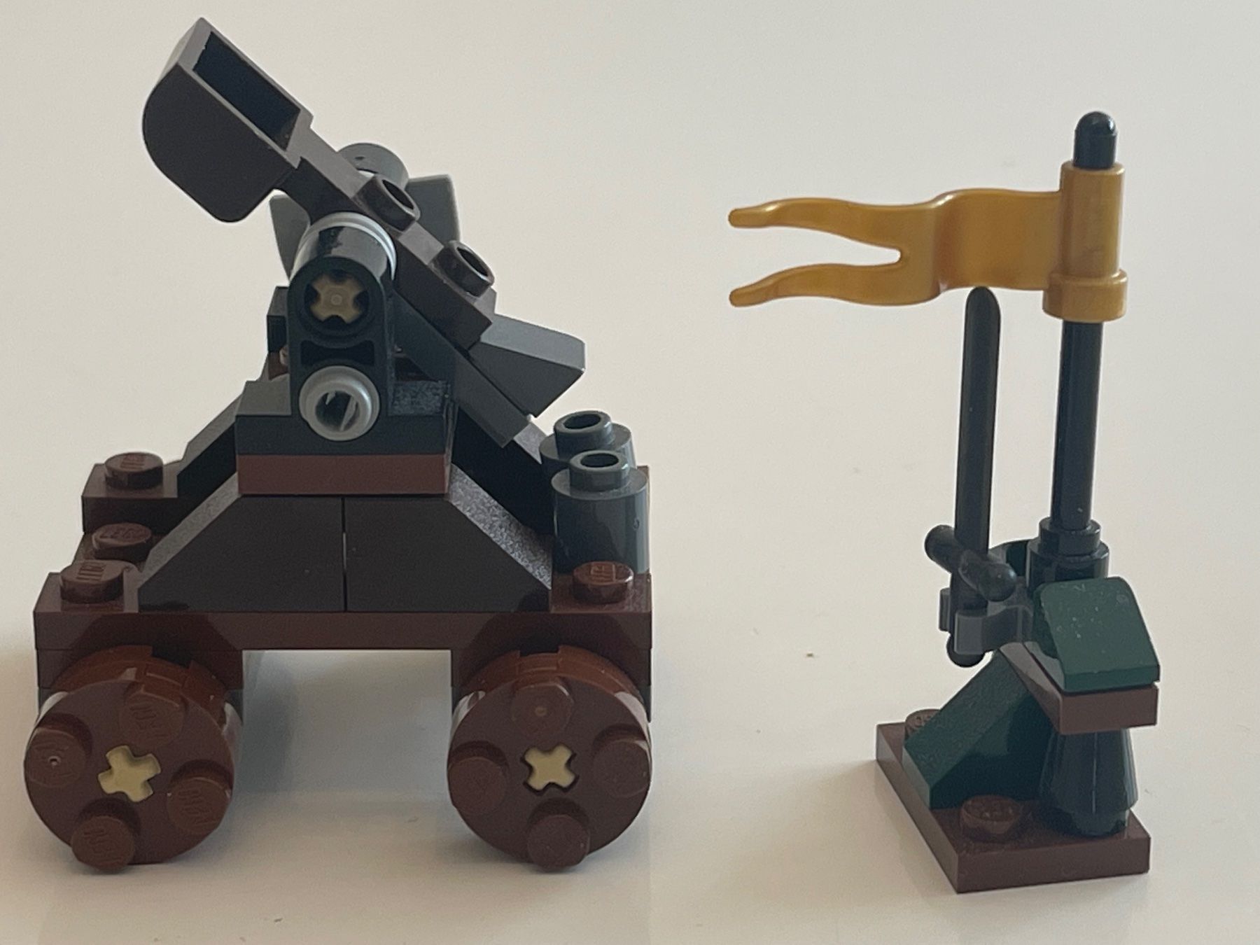 Lego Kit di costruzioni: Lego Castle 7950 Knights Showdown / Ritterduell - KINGDOMS – Usato da Burgdorf venduto da Pistar 4