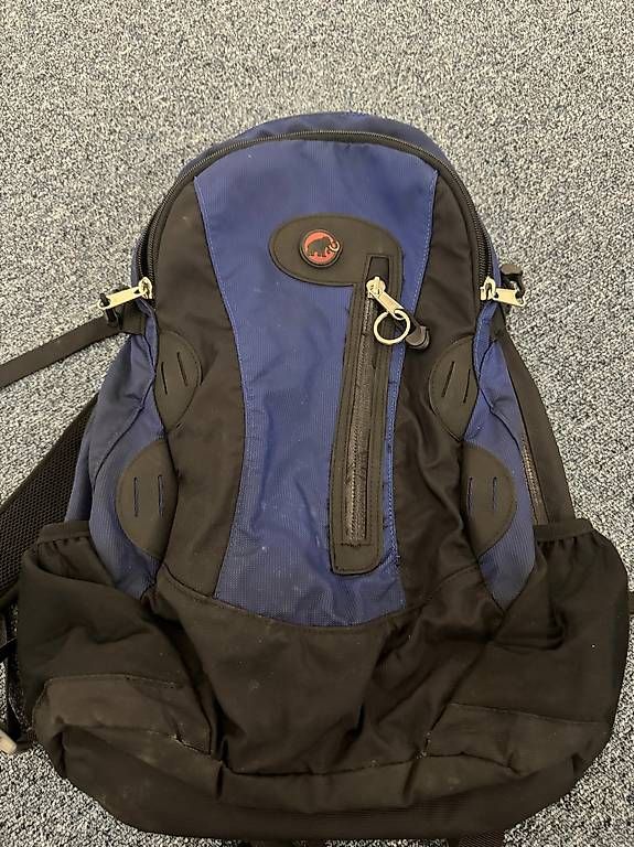 Mammut Zaini: Mammut 25L Rucksack – Usato da Rorbas venduto da Astrafix