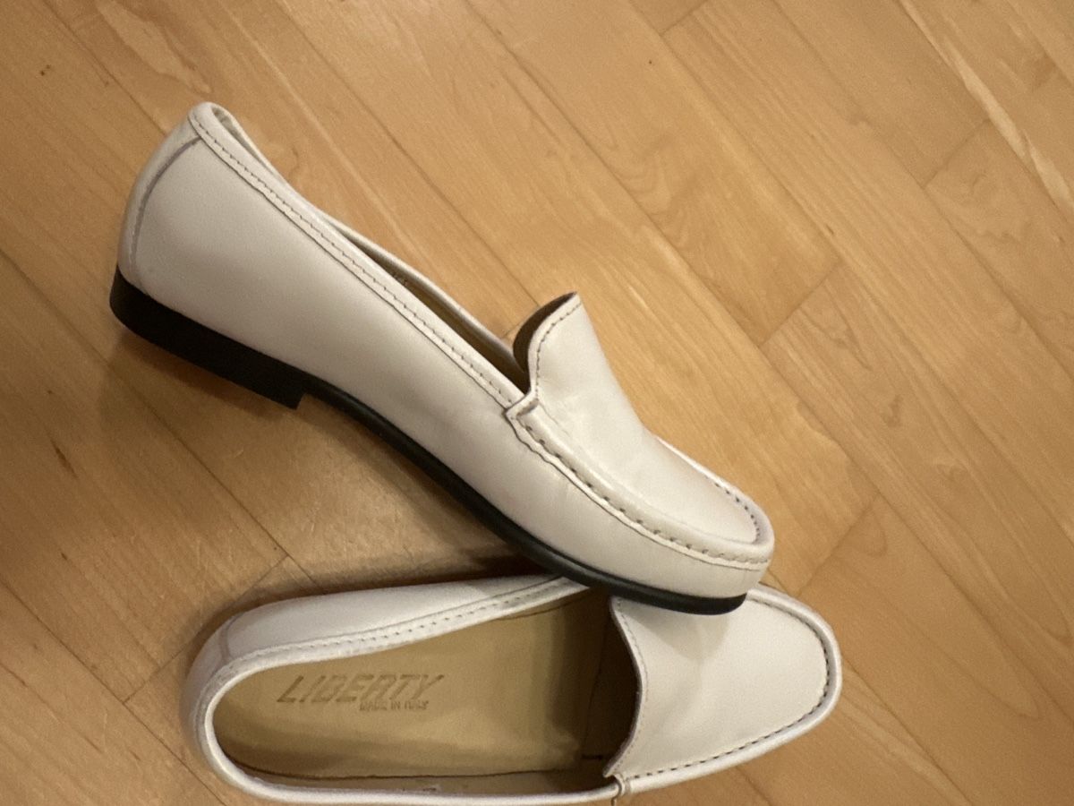 Scarpe da donna: Lederschuhe weiss 37 – Usato da Zürich venduto da Misus.Flohmi 2