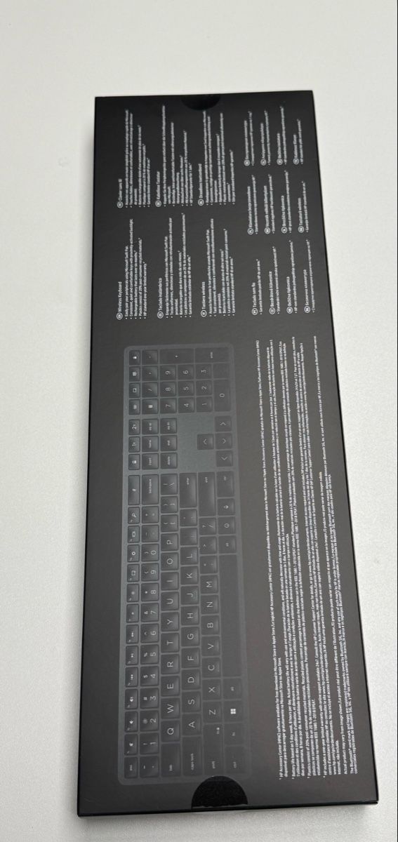 Hewlett Packard Tastaturen: HP 975 Dual-Mode Wireless Keyboard - Neu. – Neu und originalverpackt aus Oberägeri von  3