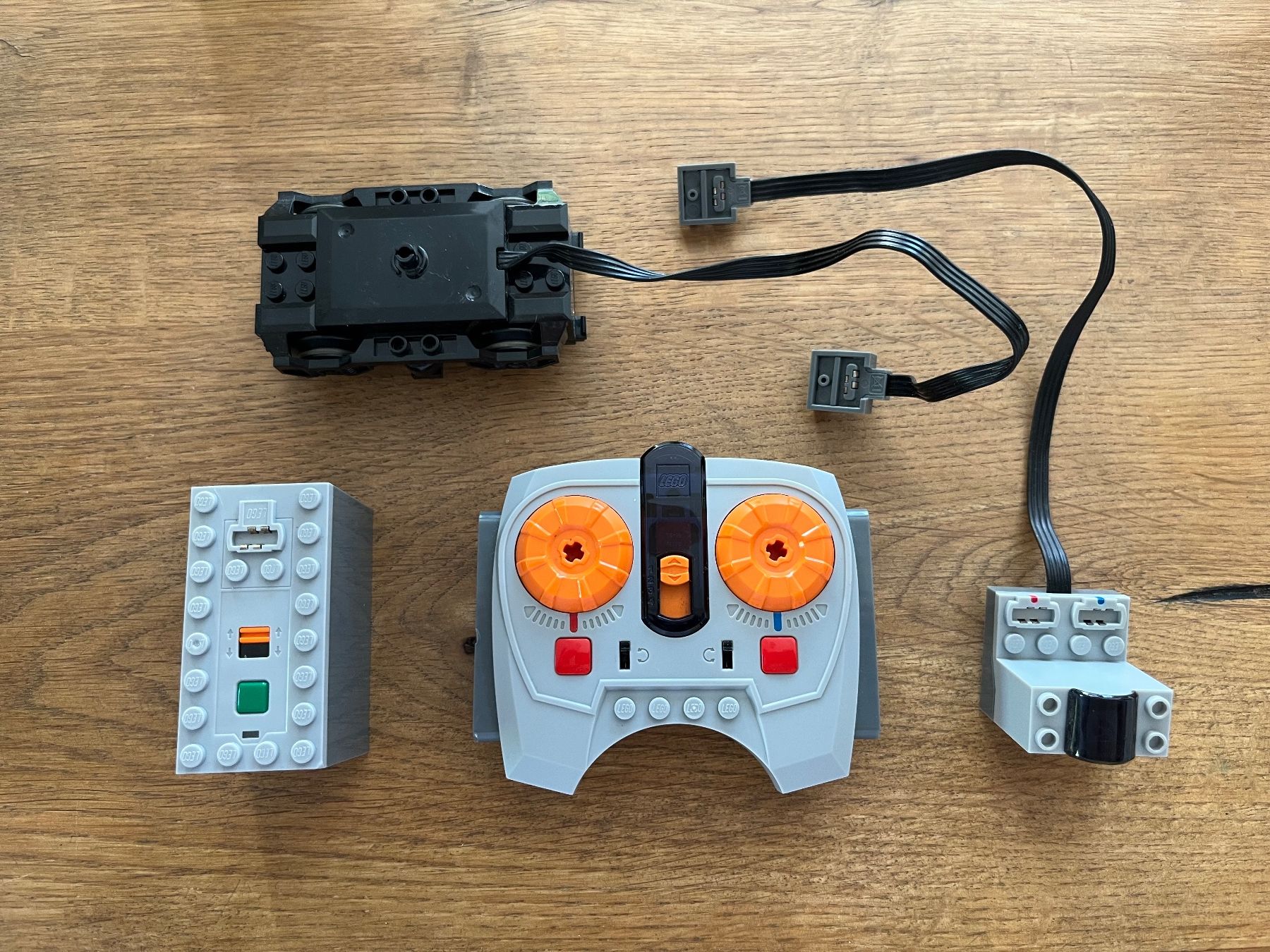 Lego Kit di costruzioni: LEGO Technic Power Functions: Lot complet à saisir! – Usato da ARCONCIEL venduto da Ndoudou