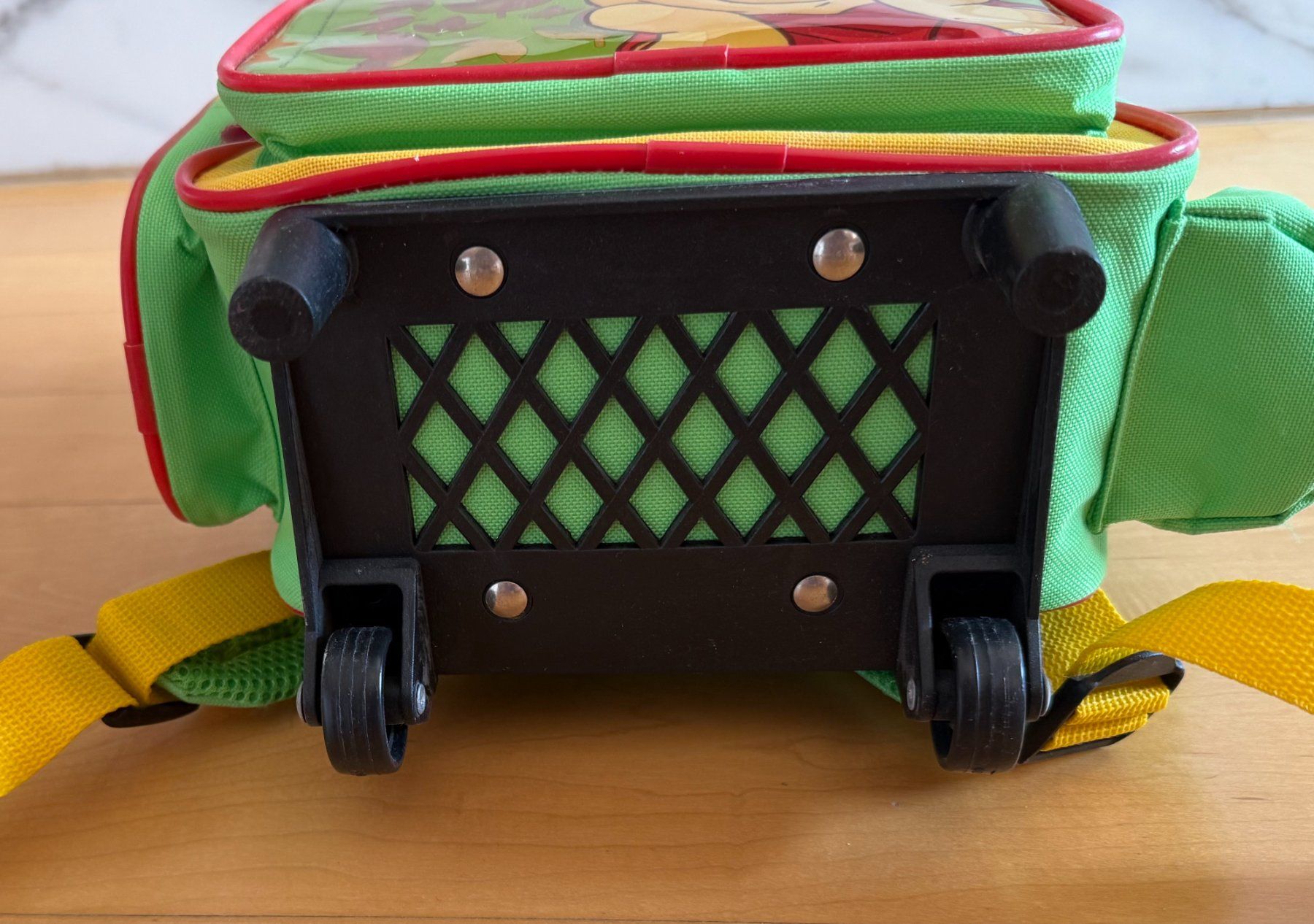 Disney Sacs à dos: Kinderrucksack mit Rollen Winnie Pooh – D'occasion à Luzern par isa_27cg 4