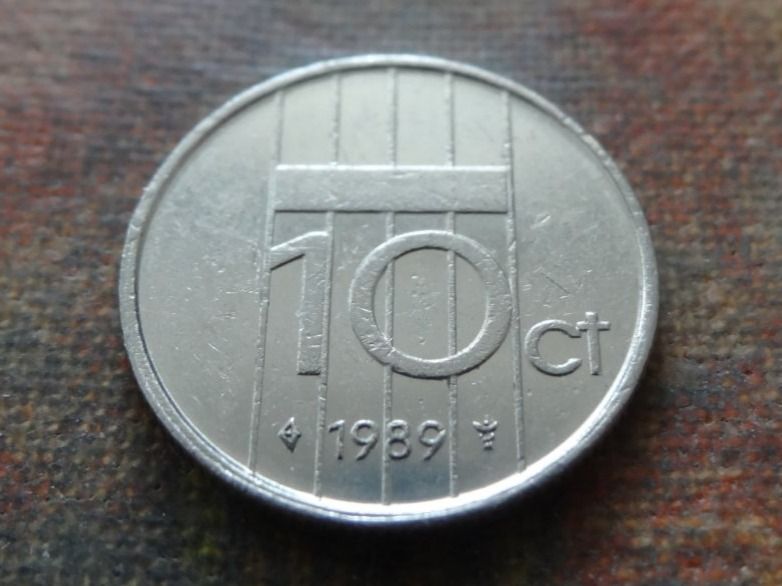 Tutti le monete: PAYS-BAS  Nederland  10  Cent  1989 – Usato da Romanel-sur-Lausanne venduto da Swift13