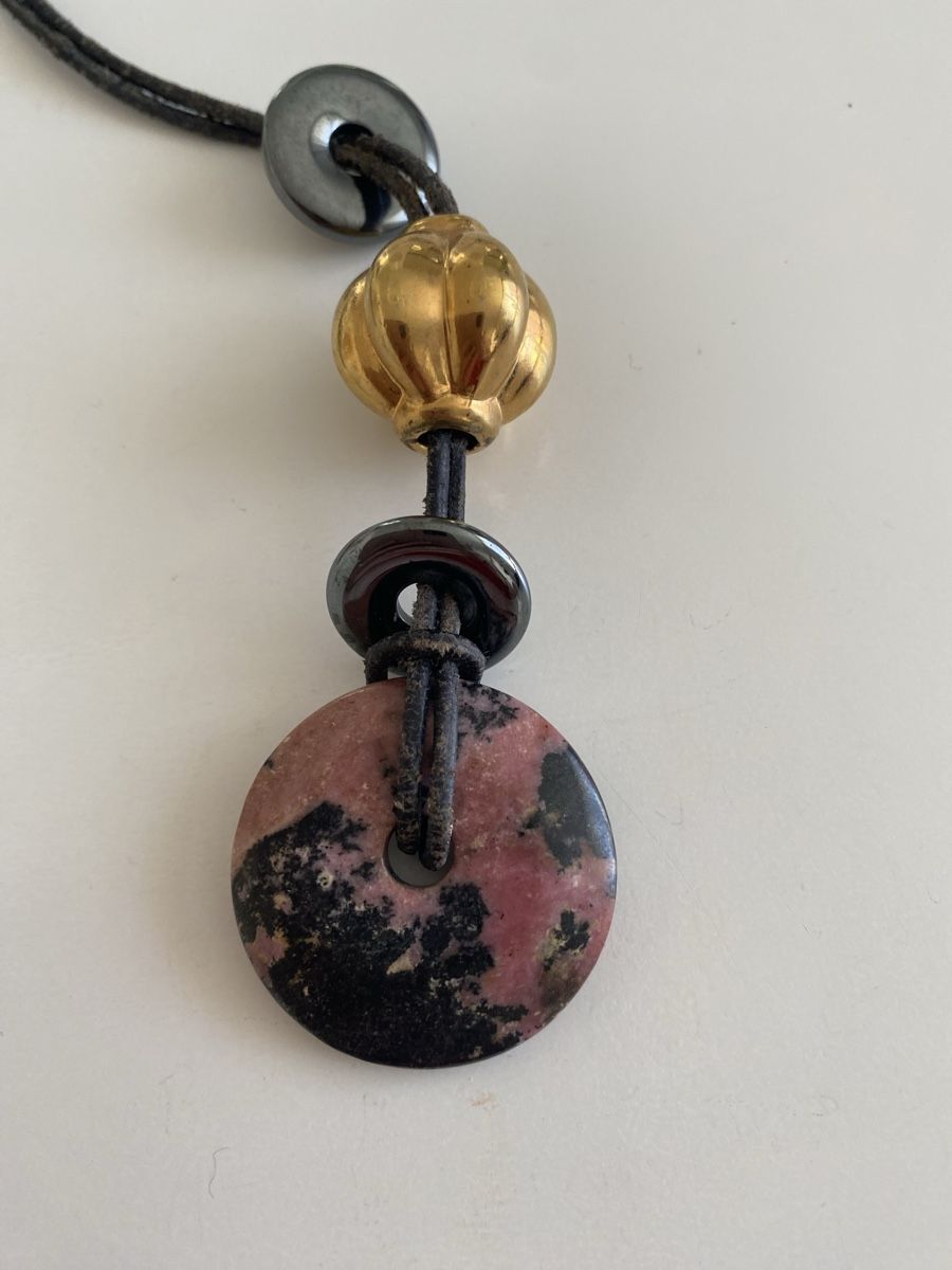 Pietre preziose: Rhodonite-Donut Edelstein – Usato da Brugg AG venduto da Honeybee6