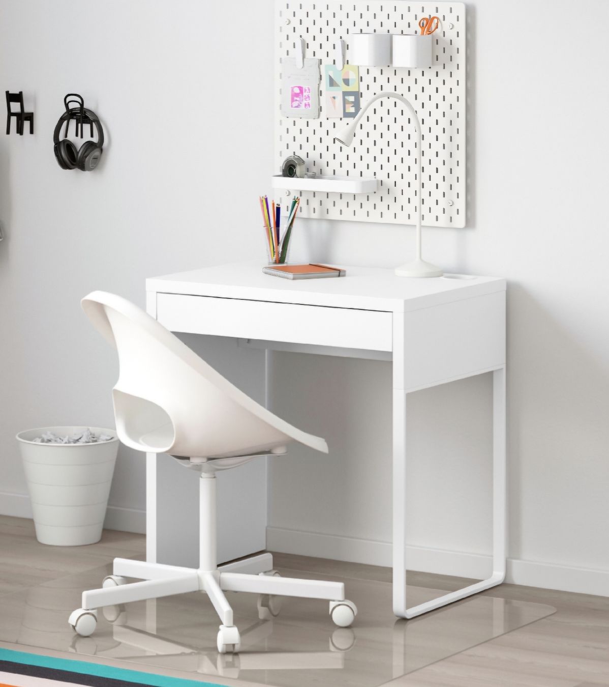Ikea Scrivanie: MICKE Schreibtisch – Nuovo (secondo la descrizione) da Regensdorf venduto da PDDM 2
