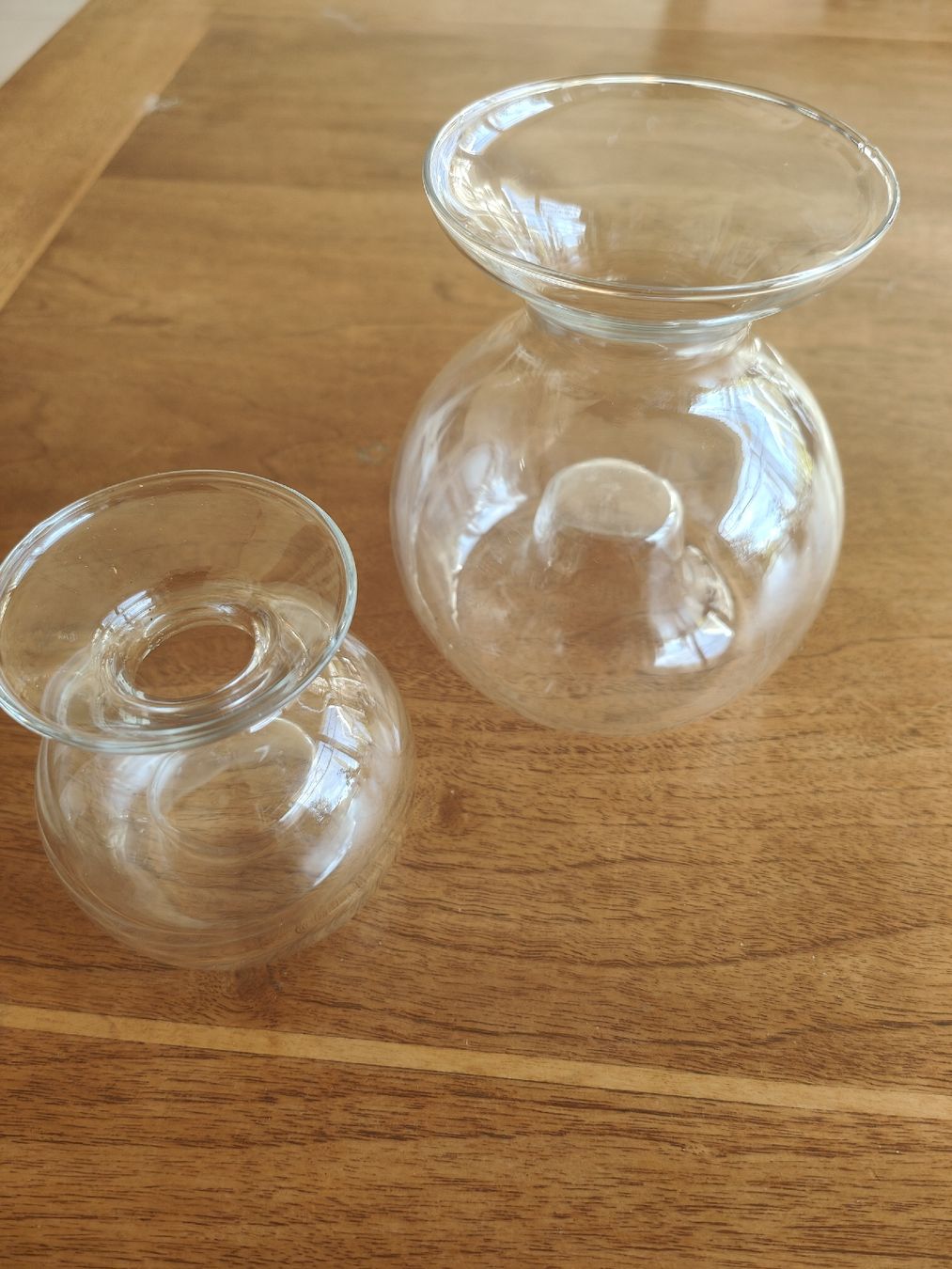 Glasi Hergiswil Tutte le decorazioni: Glas-Windlichter/ Vase 2er Set, Kugelform Roberto Niederer – Usato da Flumenthal venduto da mar_wyw8 1