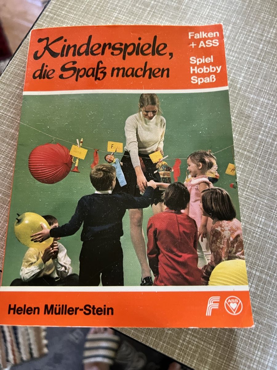 Libri: Kinderspiele, die Spass machen - Buch – Usato da Seewen SO venduto da Muggi3
