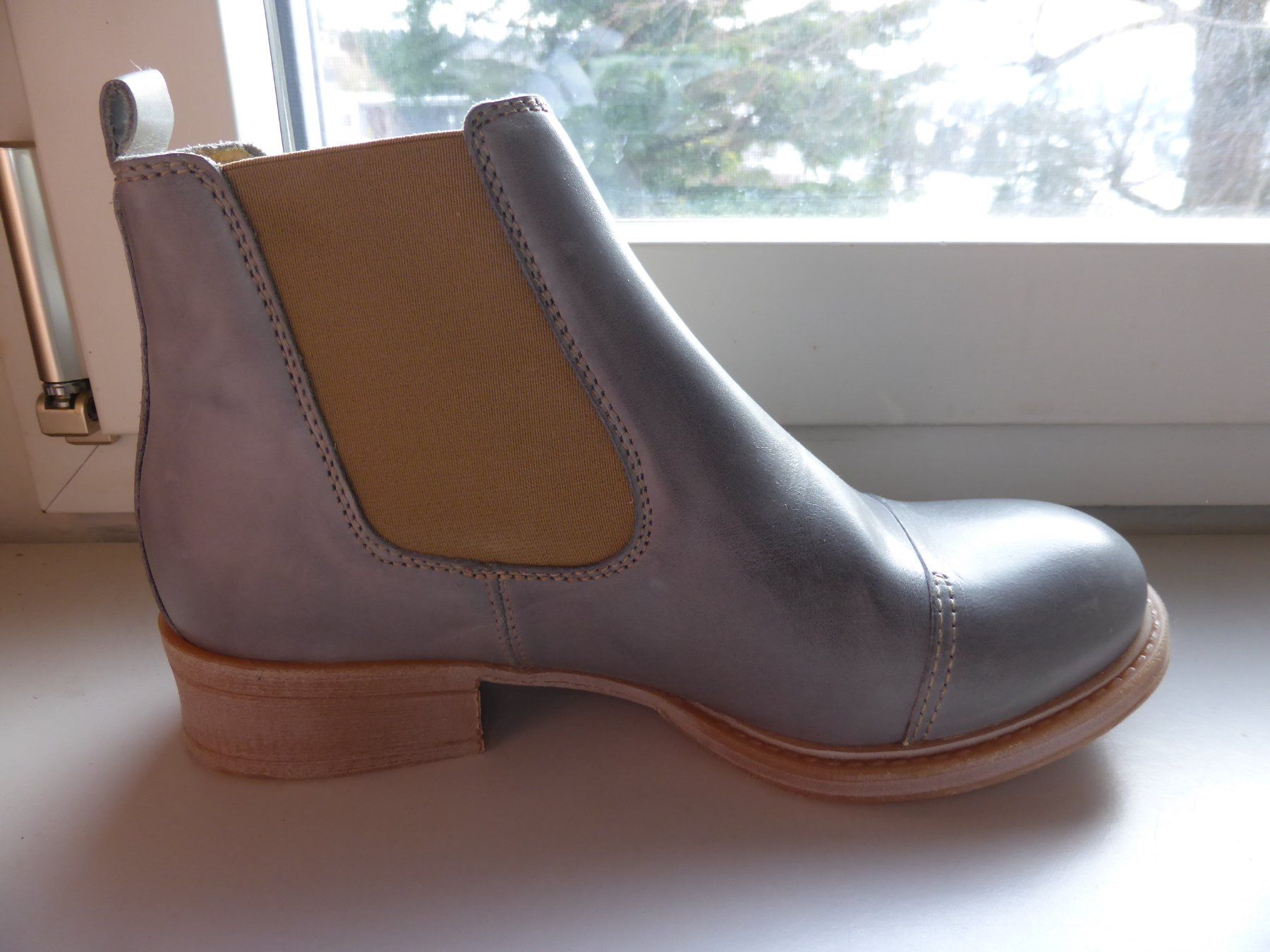 Scarpe da donna: TEN POINTS LEDER STIEFELETTE HELLBLAU-GRAU - FABRIKNEU GR 38 – Nuovo e nell'imballaggio originale da Reinach AG venduto da pussi100 2