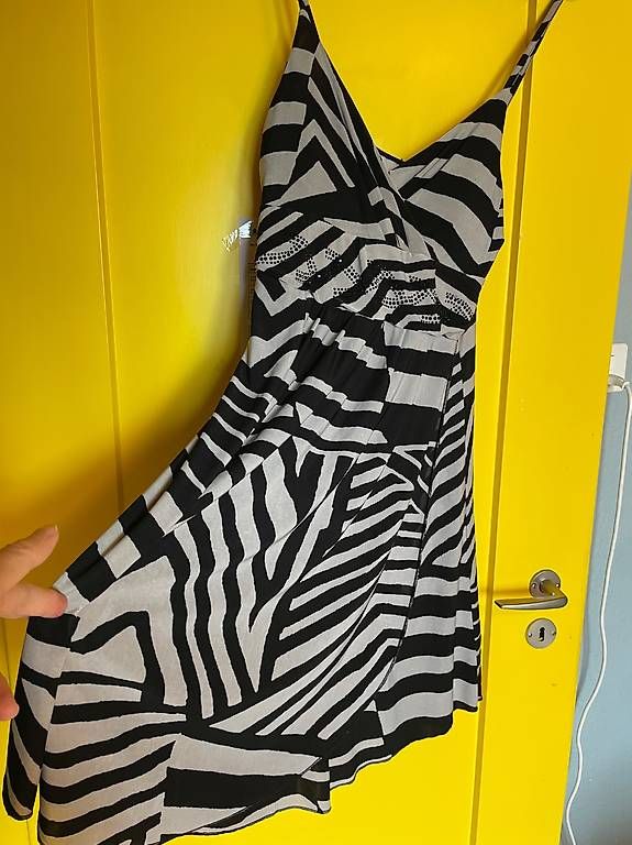 Vestiti: Damenkleid Gr. S/M – Usato da Biberist venduto da LASCHINDELEGI