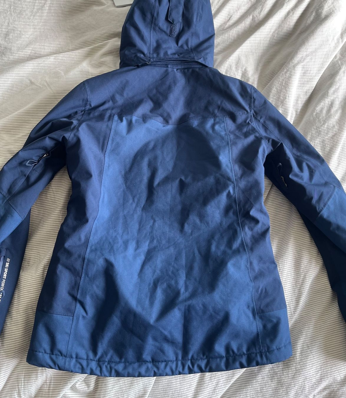 Ziener Jacken: Skijacke Unisex Ziener – Gebraucht aus Gondiswil von kaj_26vz 2