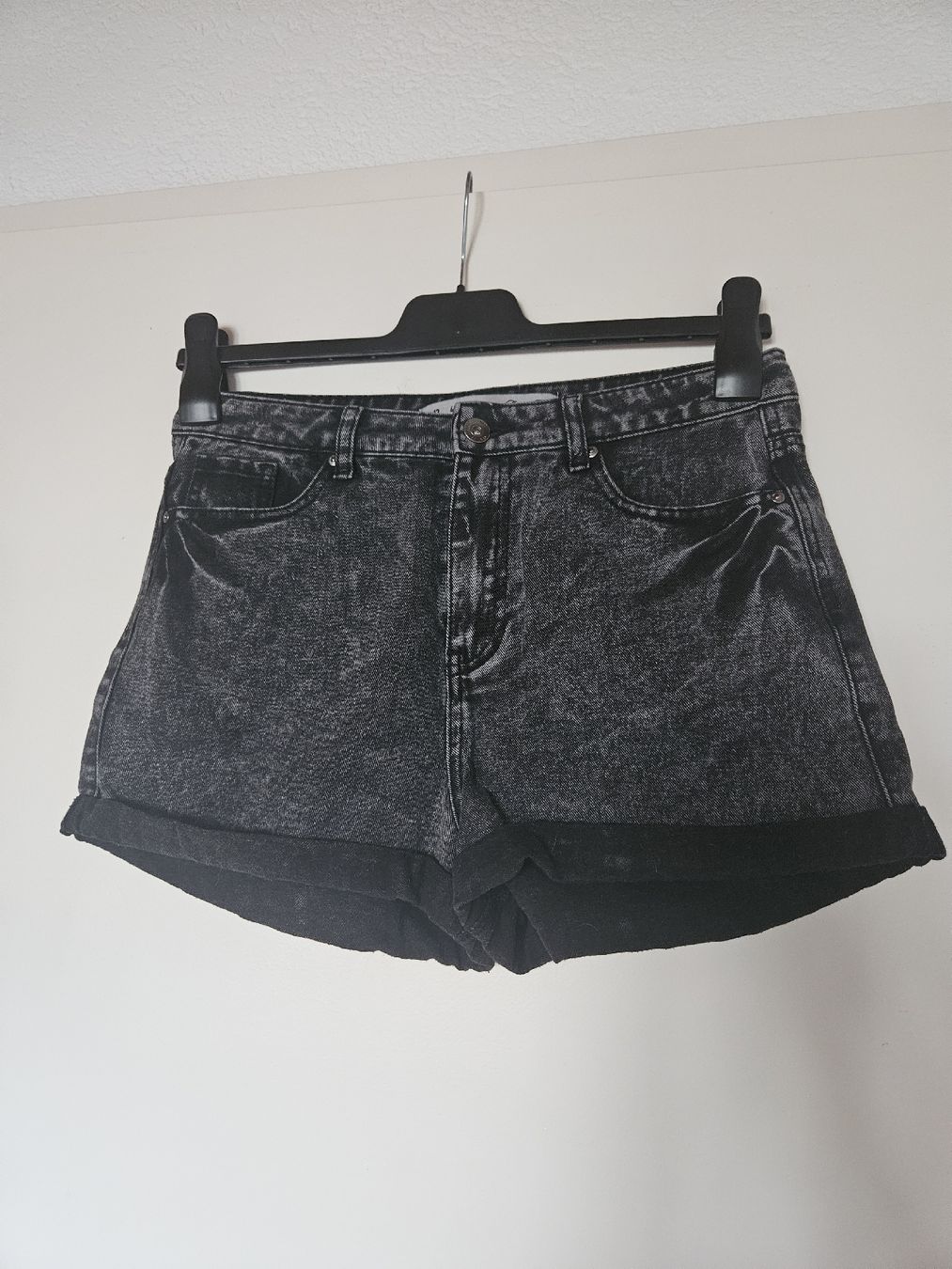 Pantaloni: Short court – Usato da Fontenais venduto da zizatie
