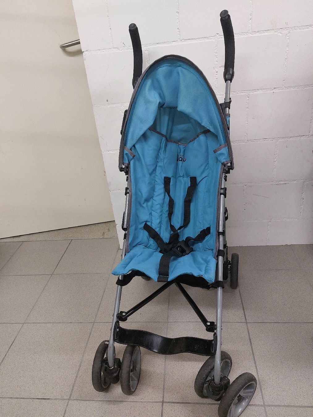 Kinderwagen: Poussette bleue pliable bon état – Gebraucht aus Oberburg von Ines2019