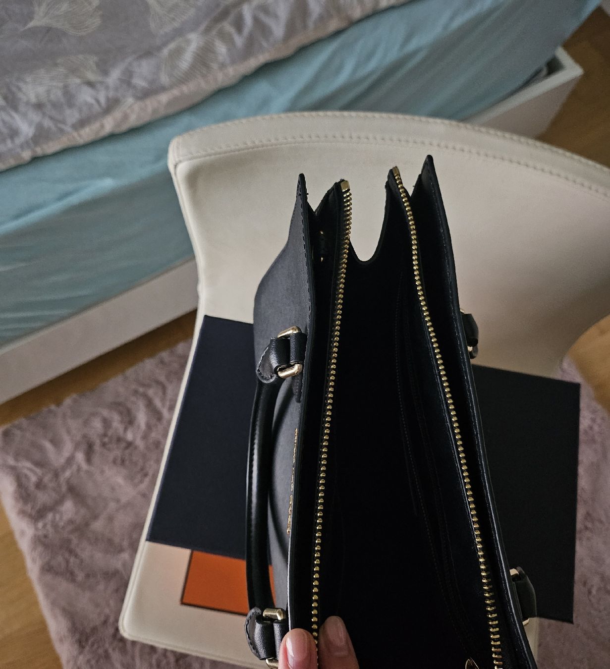 Borse da donna: Michael Kors Black Handbag – Nuovo (secondo la descrizione) da Zürich venduto da ame_5n7g 3