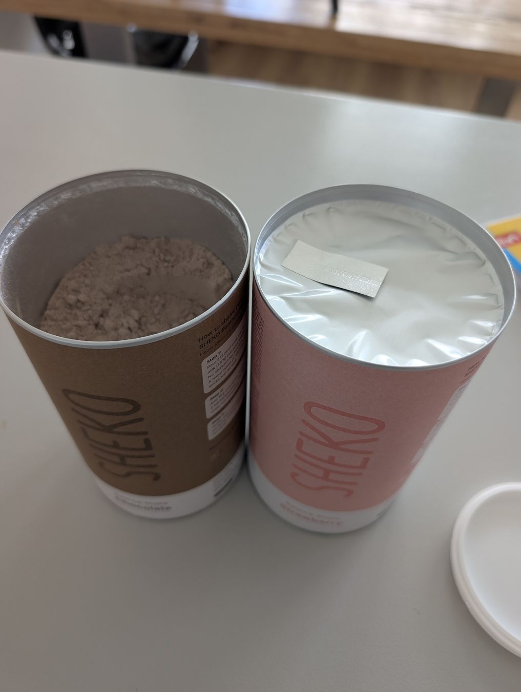 Sheko Cibi & Specialità: SHEKO Balance Shake Chocolate und Strawberry – Nuovo (secondo la descrizione) da Dübendorf venduto da SomeEnd 1