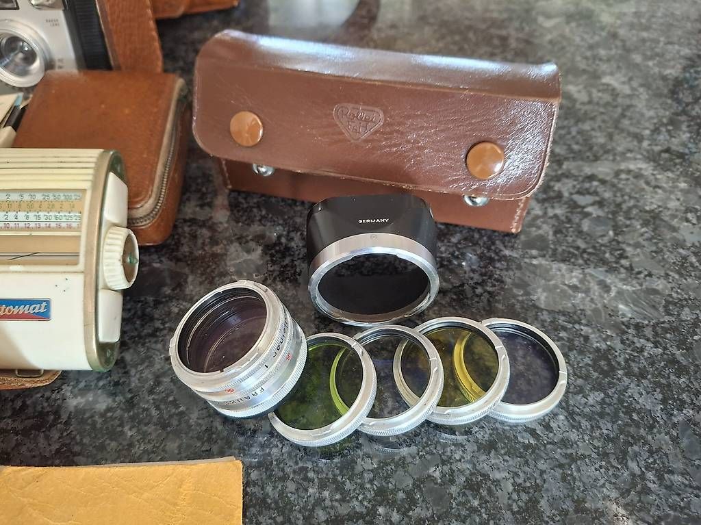 Fotocamera: ROLLEIFLEX Kamera Set 22-teilig – Usato da Siegershausen venduto da tan_wds7 4