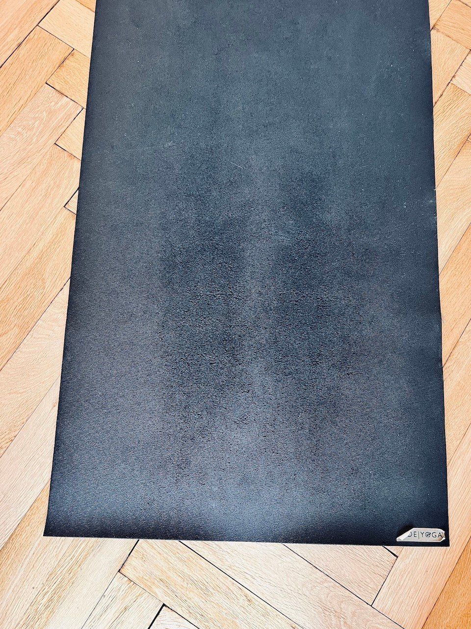 Hometrainer: Schwarze lange Jade Yogamatte – Usato da Zürich venduto da 411osmanbey 1