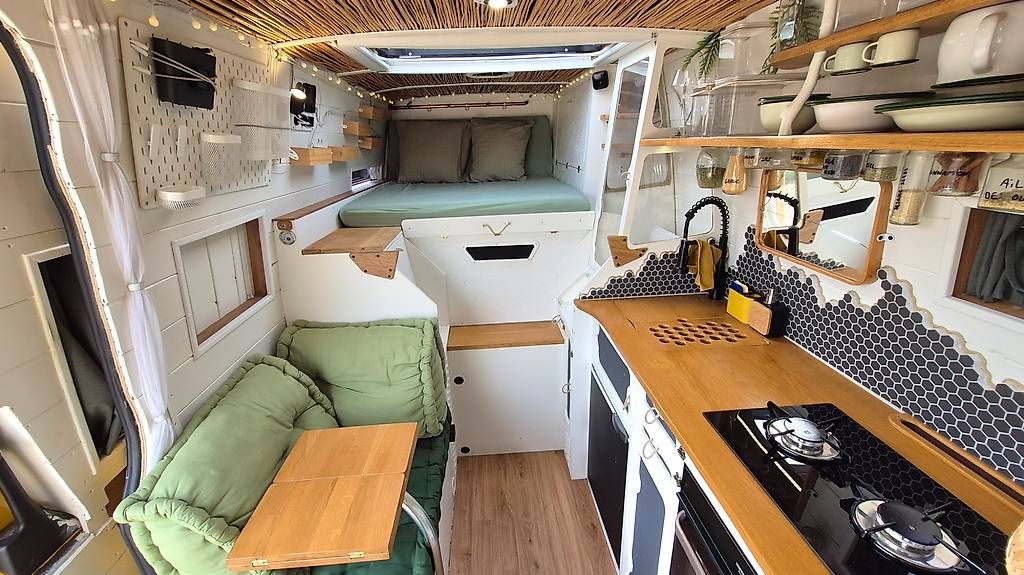 Camping Fahrzeuge: Mercedes Sprinter aménagé 4x4 – Gebraucht aus Vaulion von jus_99yj 3