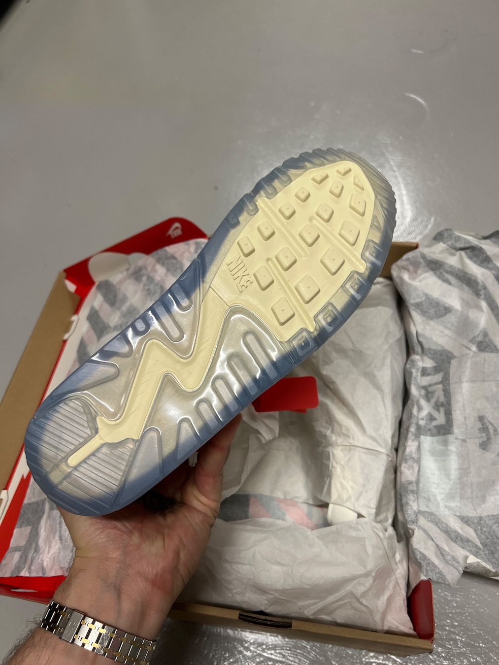 Nike Scarpe da uomo: Air Max 90 Off-White - EU 45.5 – Nuovo e nell'imballaggio originale da Bern venduto da ElevenFive 3
