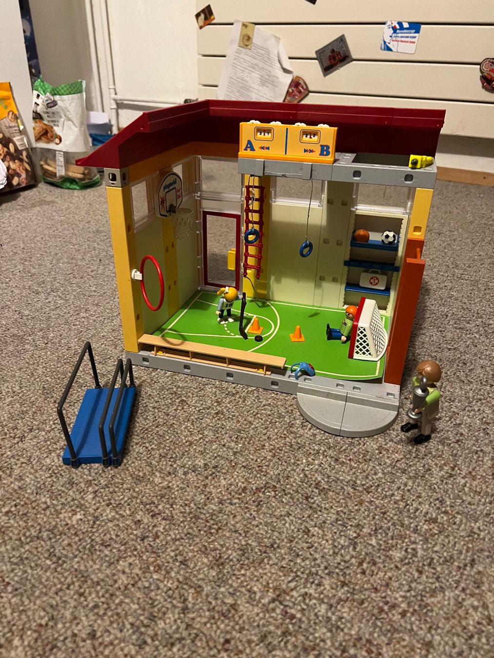 Playmobil Spielzeuge: Playmobil Turnhalle 4325 – Neu (gemäss Beschreibung) aus Winterthur von lan_7vmz