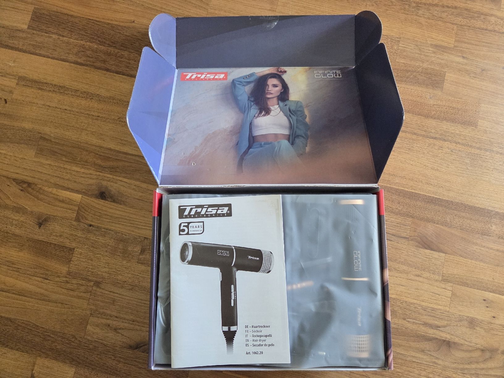 Trisa Föhn: Trisa Infinite Glow Haartrockner NEU – Neu und originalverpackt aus Lömmenschwil von MFU_ 1
