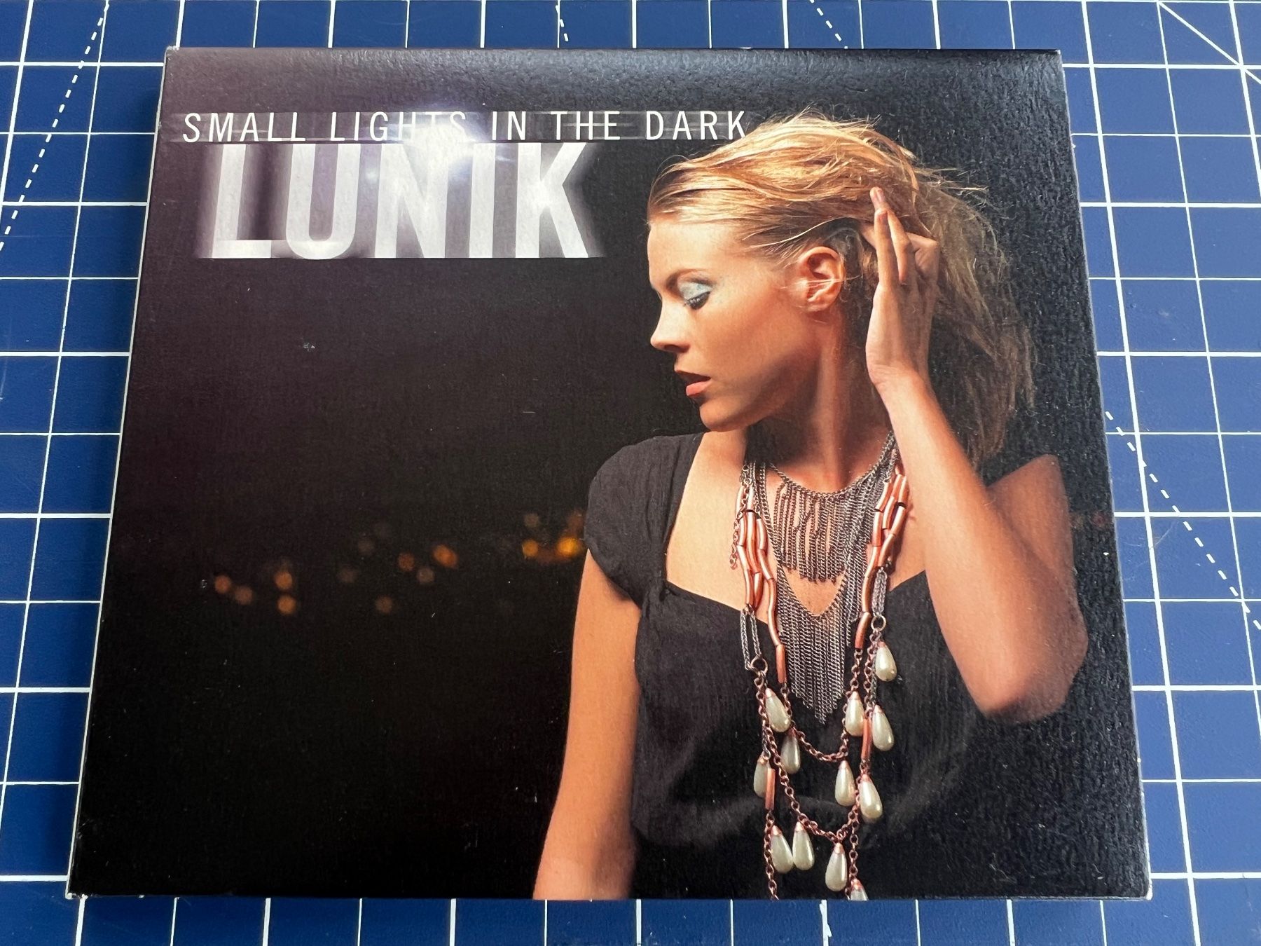 CDs: Lunik – Small Lights In The Dark – Gebraucht aus st.gallen von sophiephie