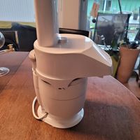 Moulinette Electtronig Geemüseraffler