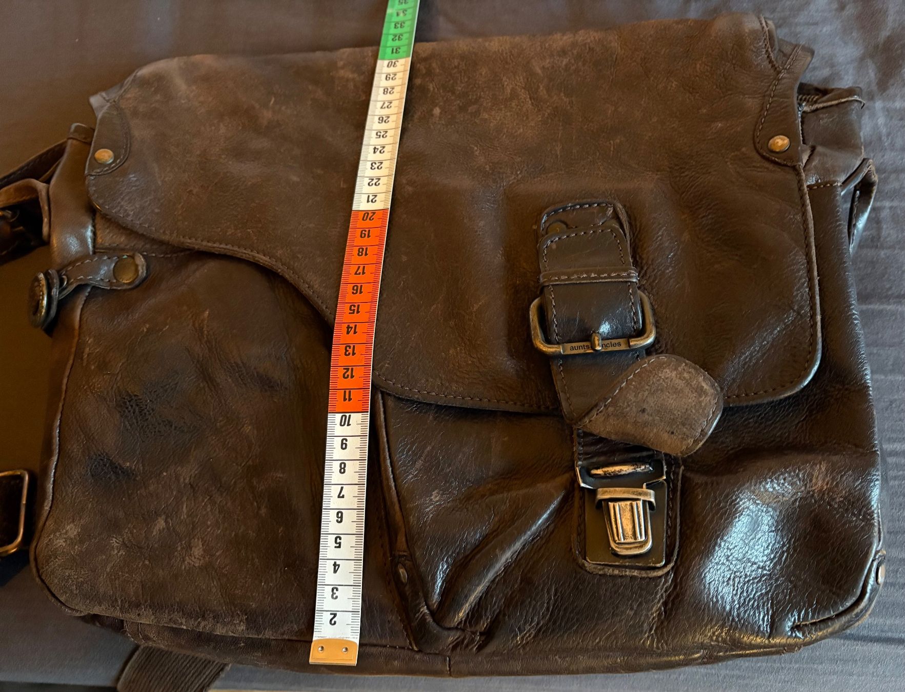 Aunts & Uncles Borse: aunts&uncles Vintage Leder Umhängetasche – Usato da Zürich venduto da wei_8n2l 7