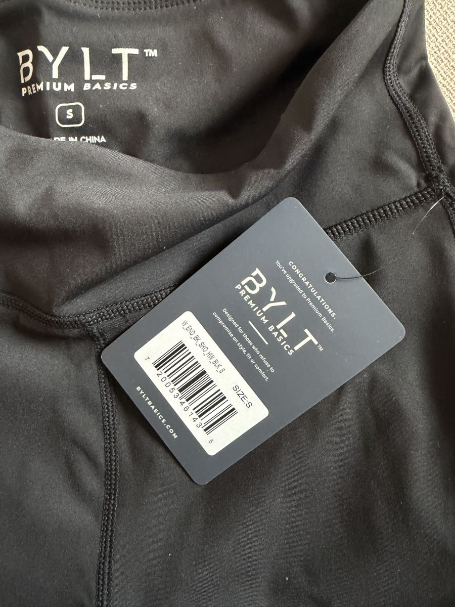 Pantaloni: BYLT Premium Basics Set - Shorts & Bra - Black, Size S! – Nuovo (secondo la descrizione) da Mies venduto da Nib2011 7