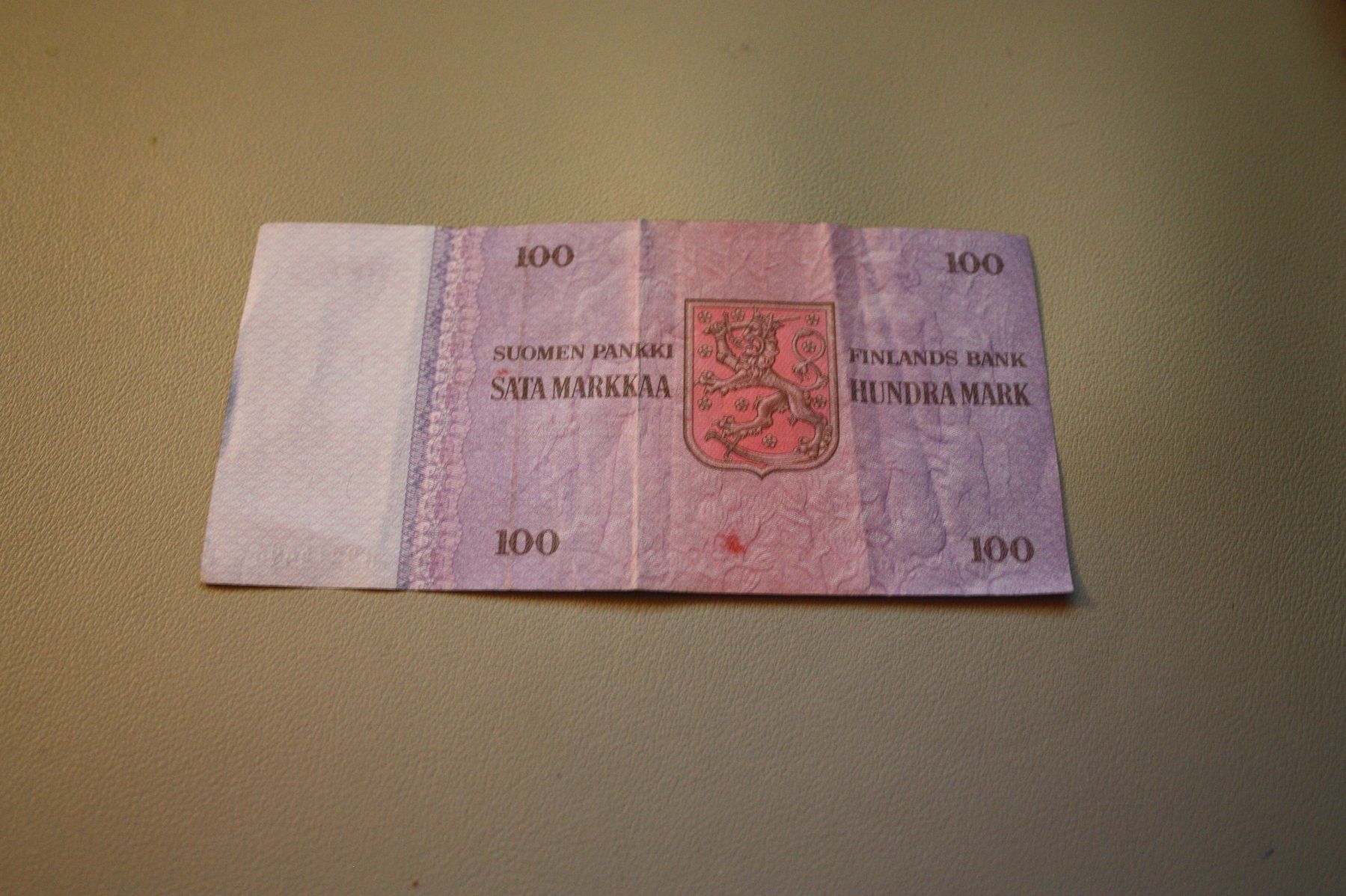 Banknoten: Note Finnland 100 Suomen Pankki 1976 – Gebraucht aus Flüelen von Alt-und-Neu 3