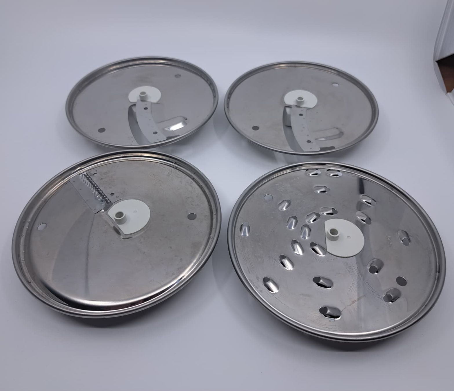 Kitchenaid Elettrodomestici da cucina: KitchenAid Artisan Food Processor 5KFPM775 - Complet, 650W – Usato da Yverdon-les-Bains venduto da sim_wmq7 3