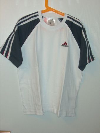 Neuw. Adidas T-Shirt kurzarm - weiss-grau - Gr. 152