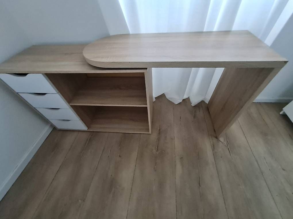 Scaffali: Regalo mobili  – Usato da Roveredo GR venduto da Eli_995 2