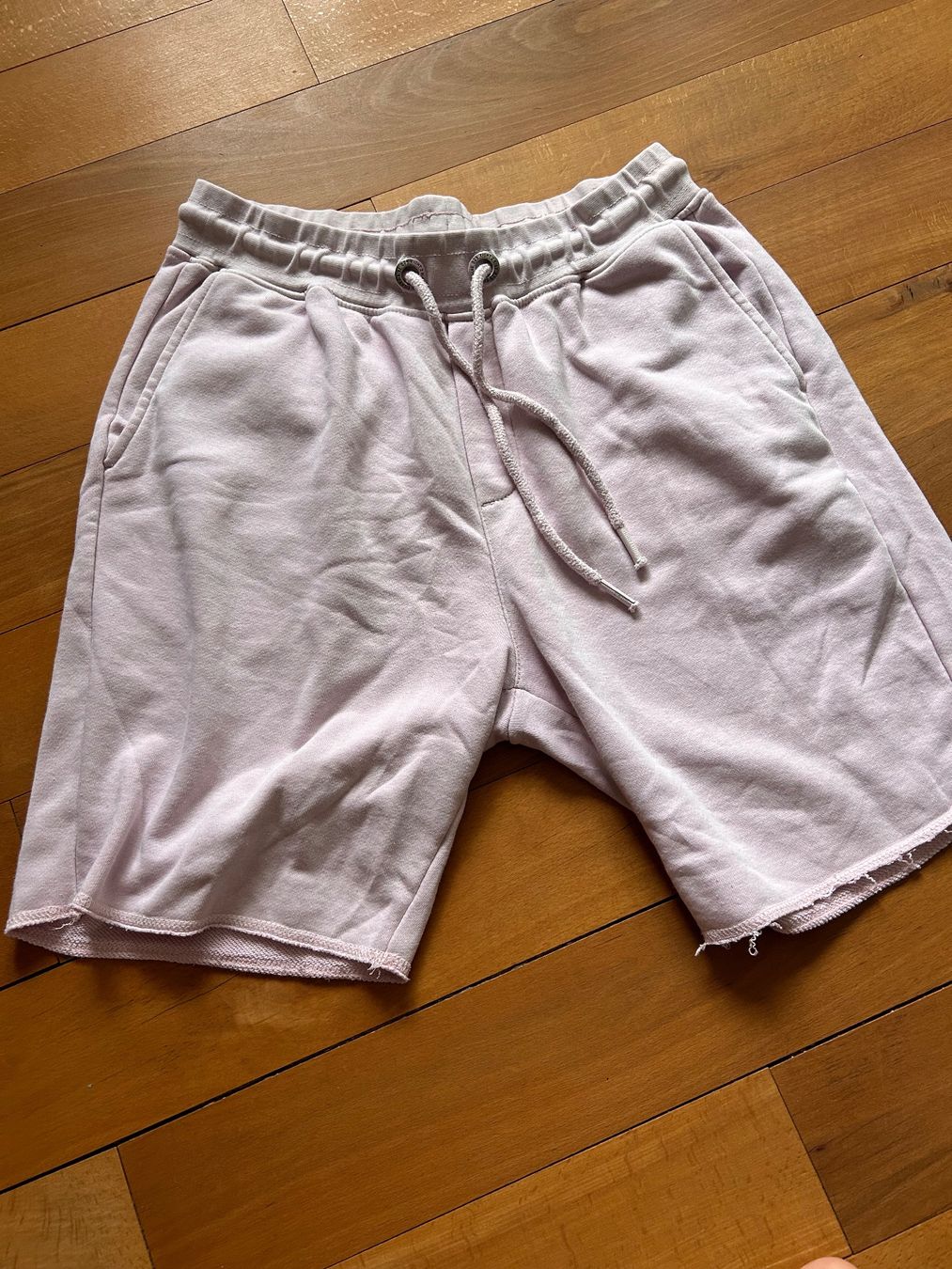 Pantaloni: Herren Shorts Gr.M rosa – Usato da Birsfelden venduto da Pearl10