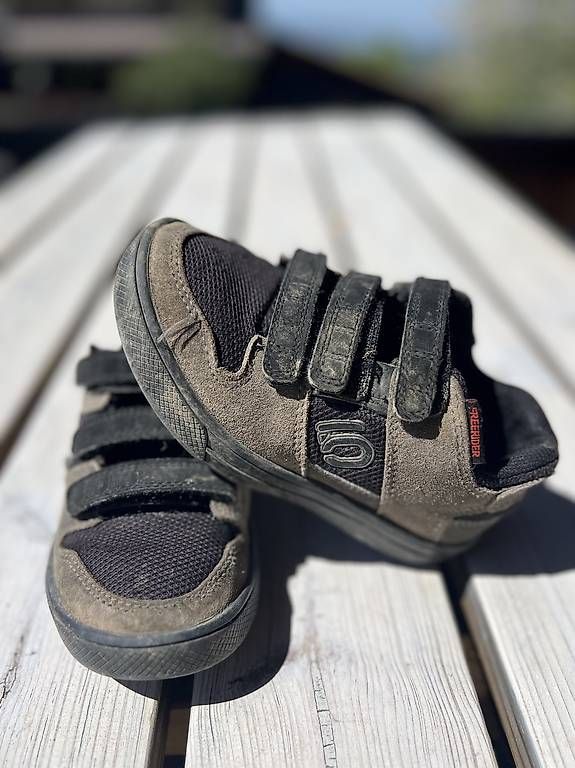 Herrenschuhe: Bikeschuhe Fiveten – Gebraucht aus Schwendibach von wysschristine