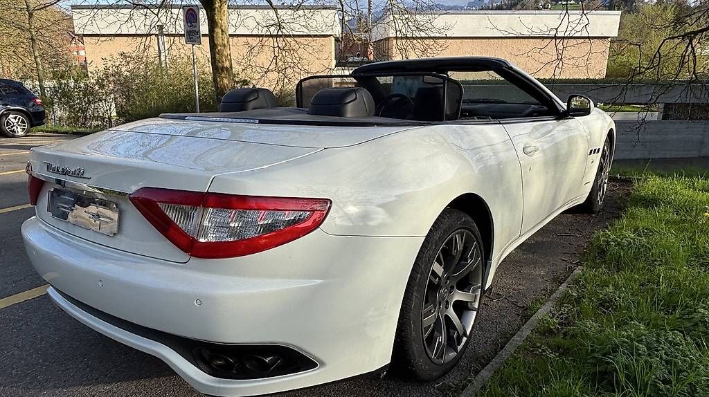 Automobili: MASERATI GranCabrio – Usato da Bühler venduto da Shila10 1