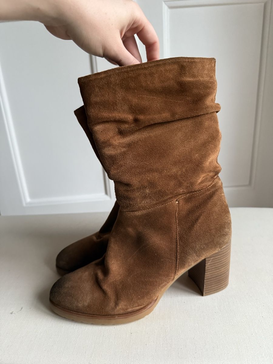 Scarpe da donna: Camel-coloured suede ankle boots - Size 40 – Usato da Genève venduto da jul_5xsn 1