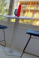 Bartisch/Beistelltisch