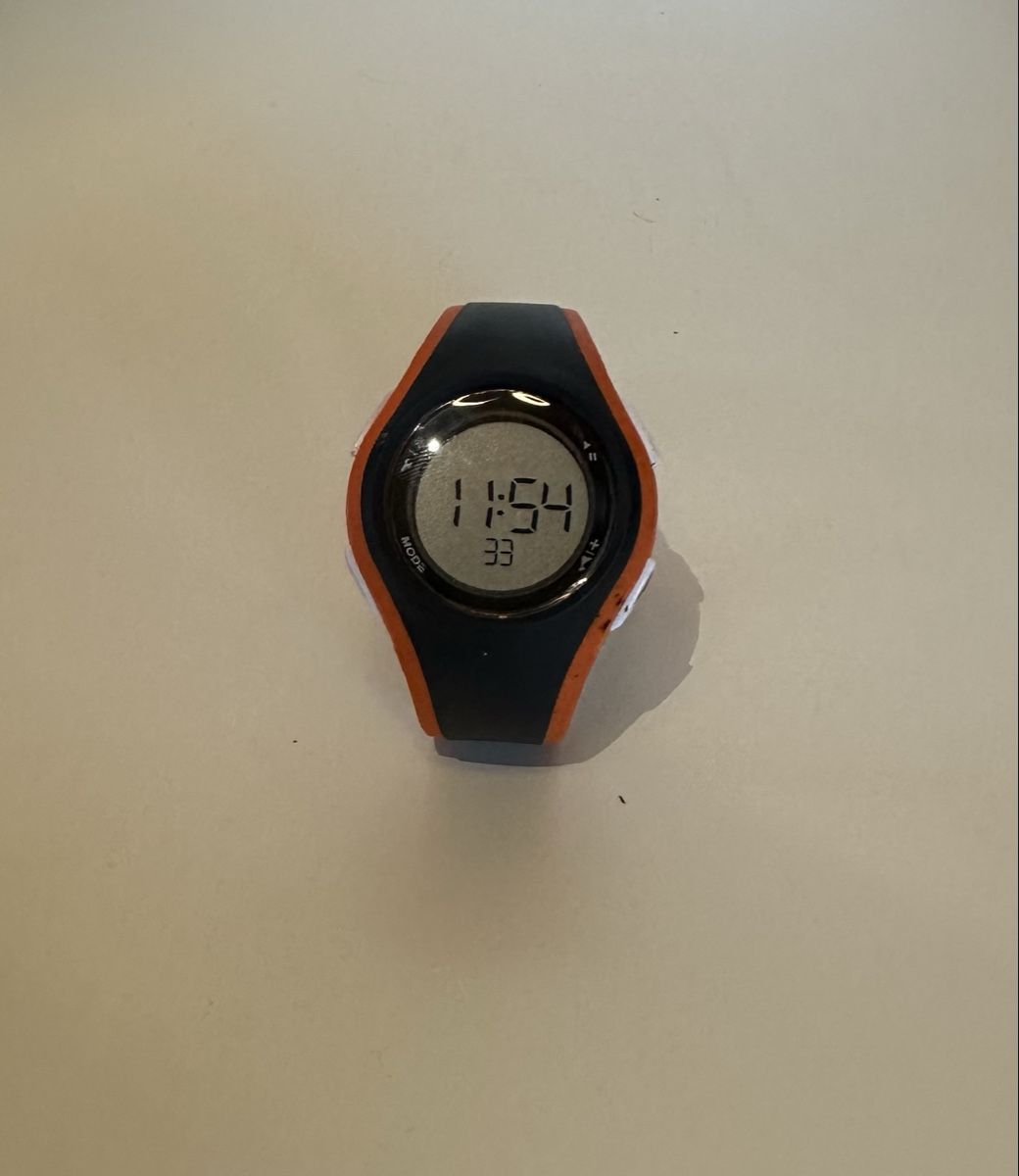Uhren: Montre Décathlon orange et noir – Gebraucht aus Athenaz (Avusy) von lou_66r8 3