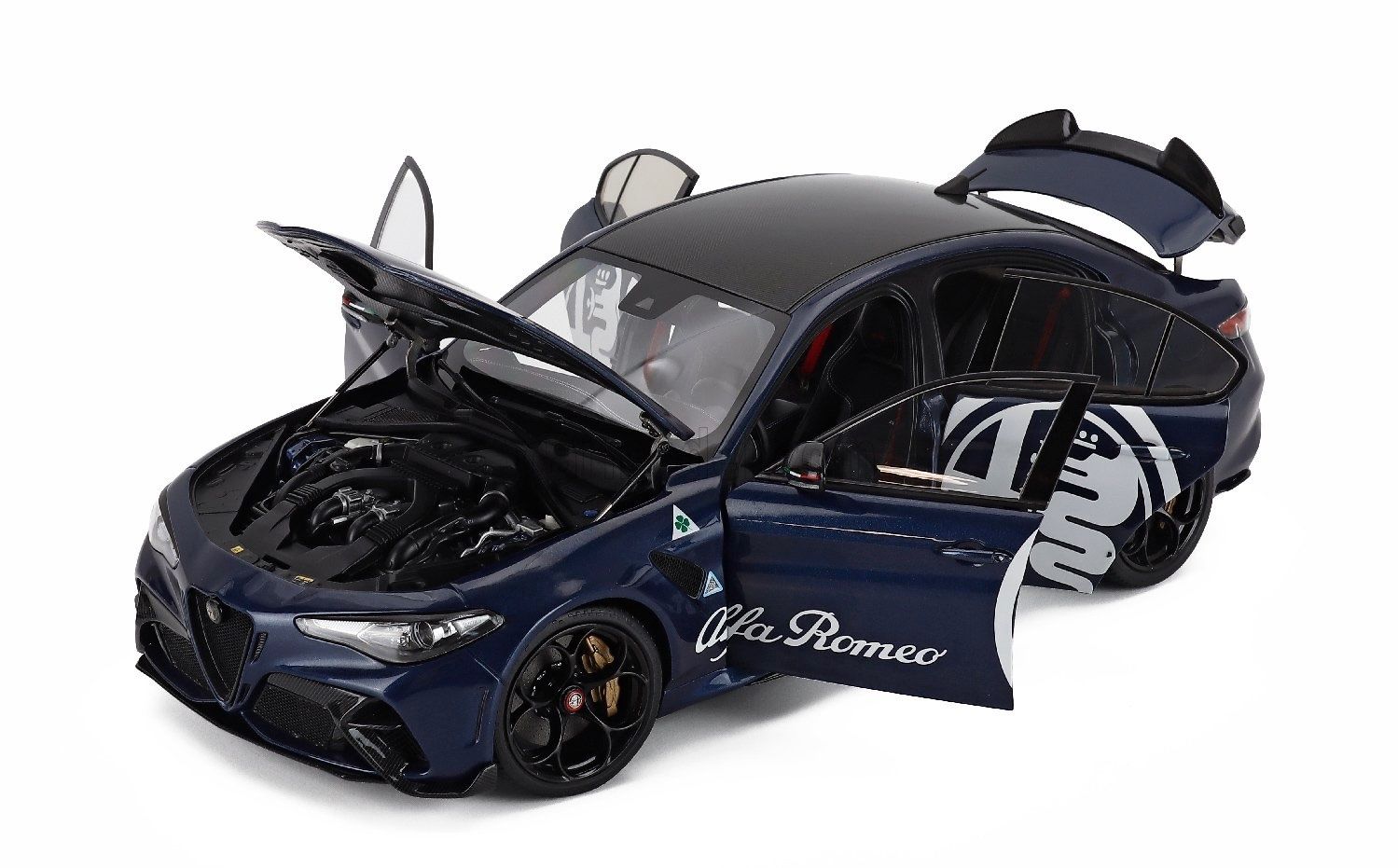 Alfa Romeo Modellautos: ALFA ROMEO - GIULIA GTA 2021 – Neu und originalverpackt aus Bergdietikon von Modell_Cars