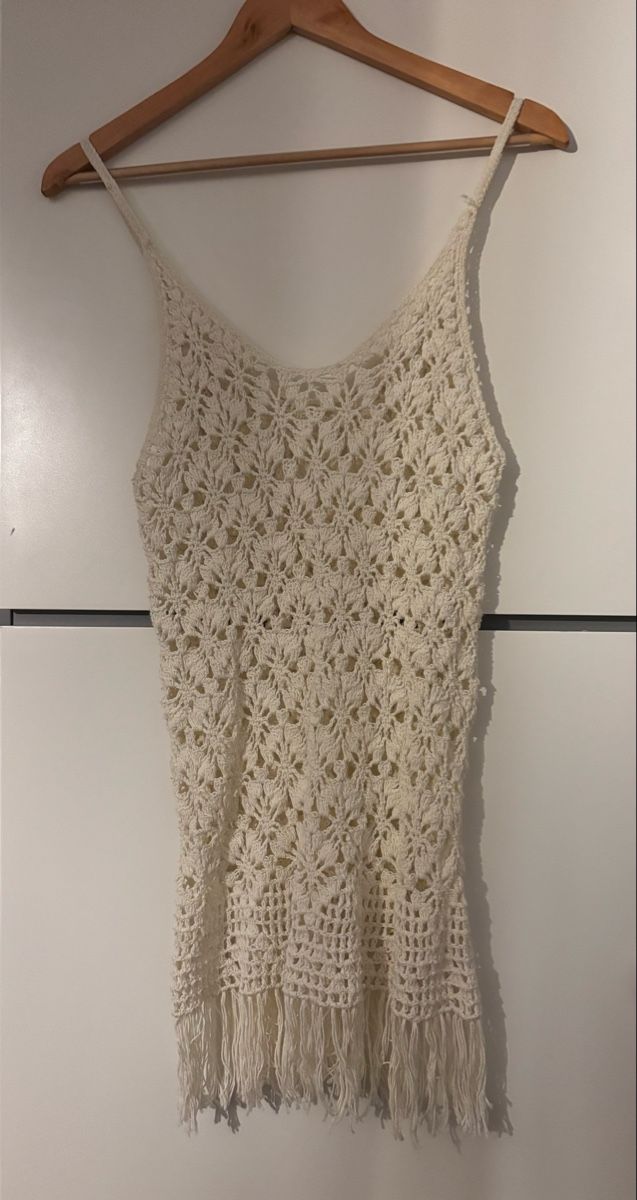 Vestiti: Häkelkleid weiss mit Fransen – Usato da Unterengstringen venduto da Viktoria_