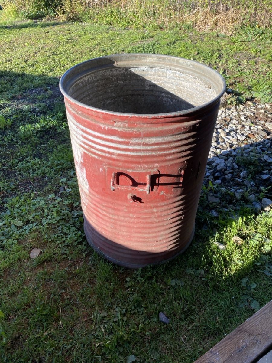 Zubehör: Metallfass  – Gebraucht aus Pohlern von 34Yves34