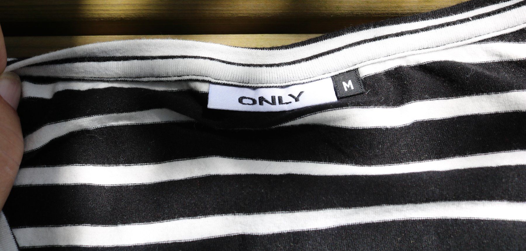 Only T-Shirts: T-Shirt gestreift Marke only – Gebraucht aus Frick von Beni58 5