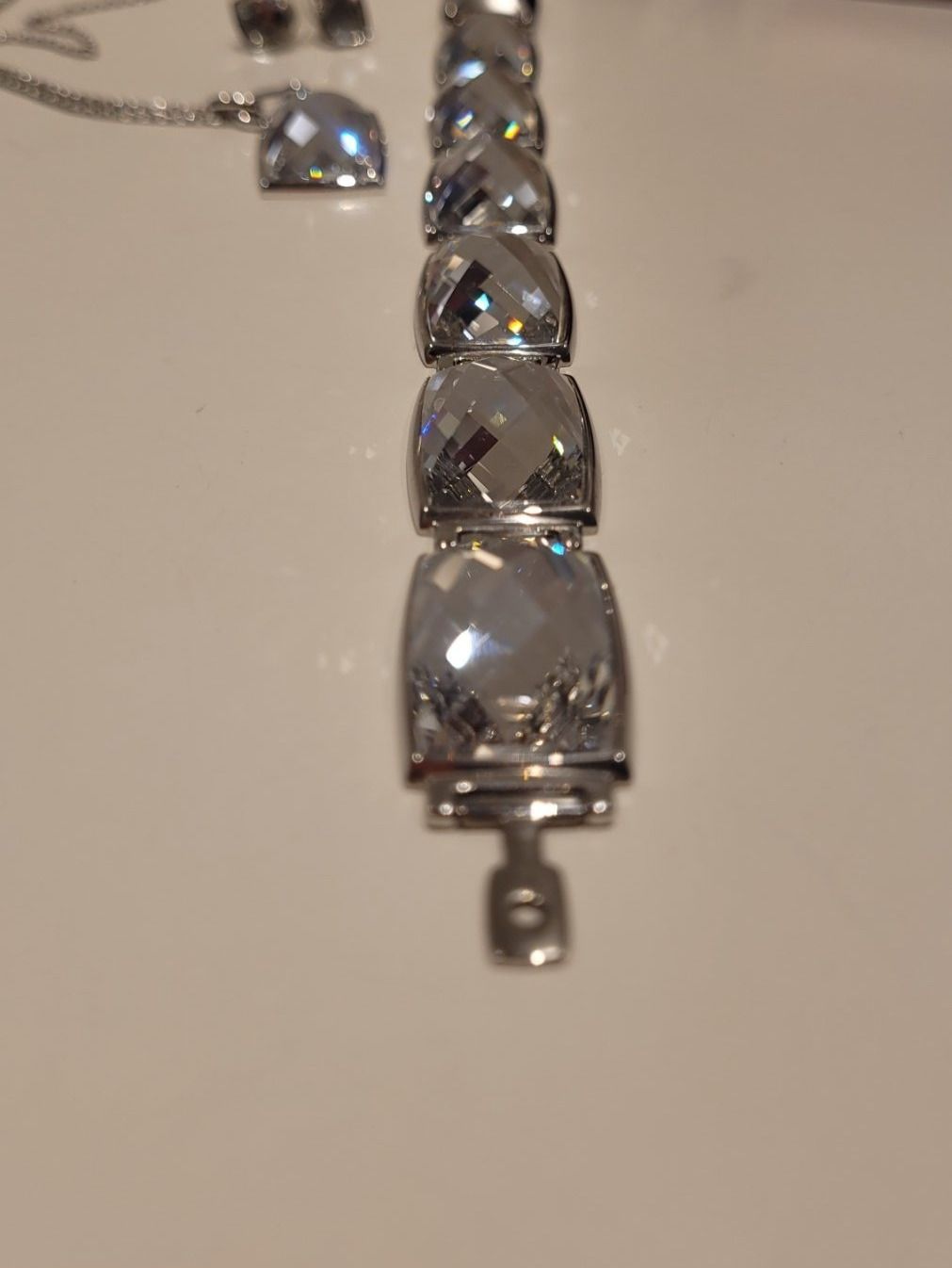 Swarovski Sonstiger Schmuck: Swarovski Nirvana Set – Gebraucht aus Schaan von  2