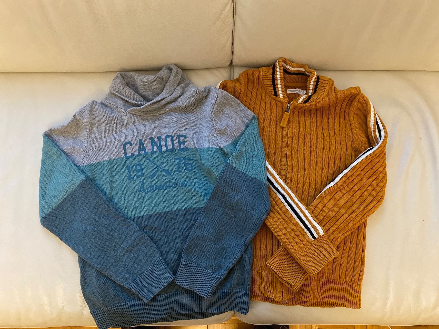 Lotti & Set di vestiti: Pull et jaquette pour garçon ORCHESTRA, t. 140 – Usato da Genève venduto da Fencer3_914
