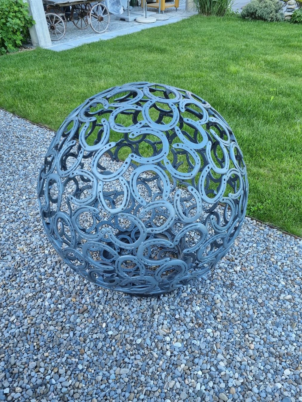 Skulpturen & Statuen: Hufeisen Kugel Ø 120 cm – Gebraucht aus sins von villiger1964 2