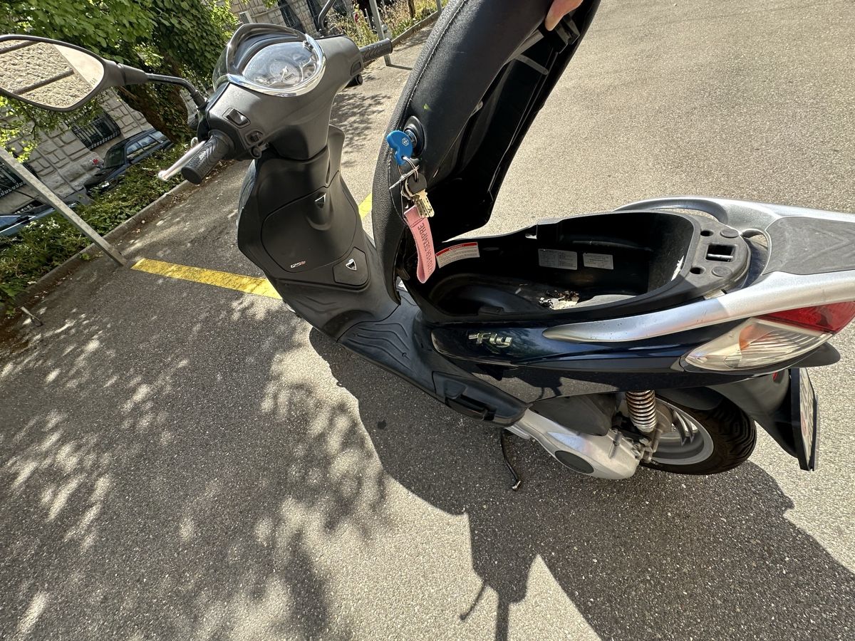 Piaggio Route: Piaggio Fly 125 – D'occasion à Zürich par Paul_Yuen 2