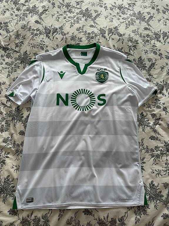 Canottiere & Pantaloni: Macron Maillot Sporting CP 19-20 Third M – Usato da Lausanne venduto da PeixotoBruno