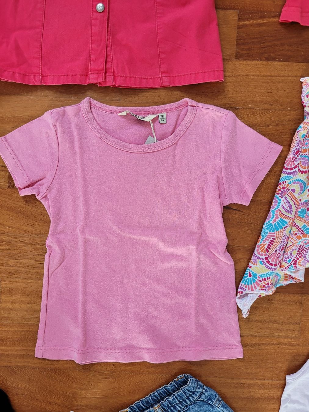 Lotti & Set di vestiti: Kleiderpaket 104, 110, 116 – Usato da Erlinsbach SO venduto da Elso72 5