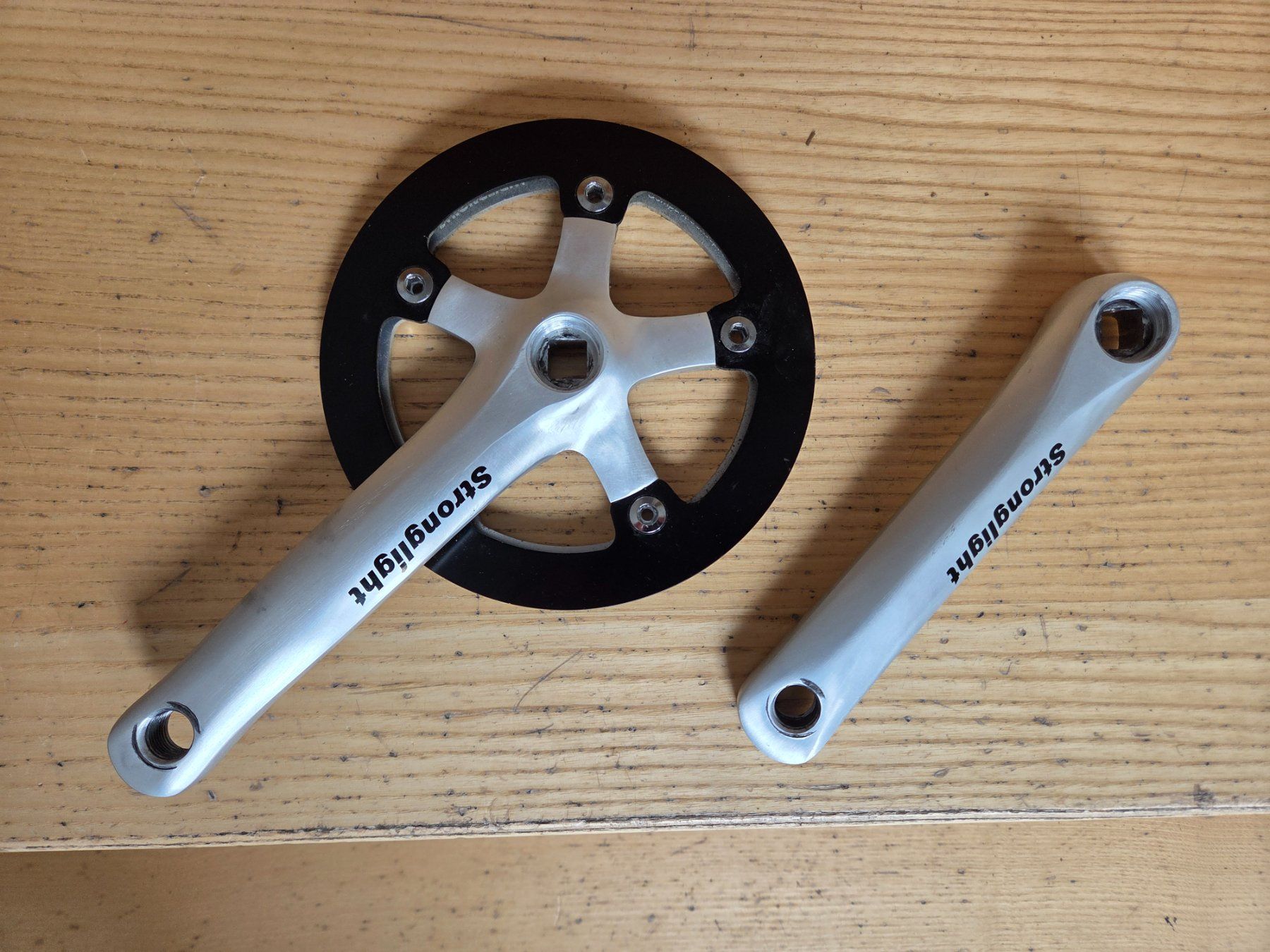 Pezzi di ricambio: Stronglight Impact Kurbel 36Z – Usato da Basel venduto da olivier84