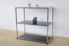 USM Sideboard in Schwarz
